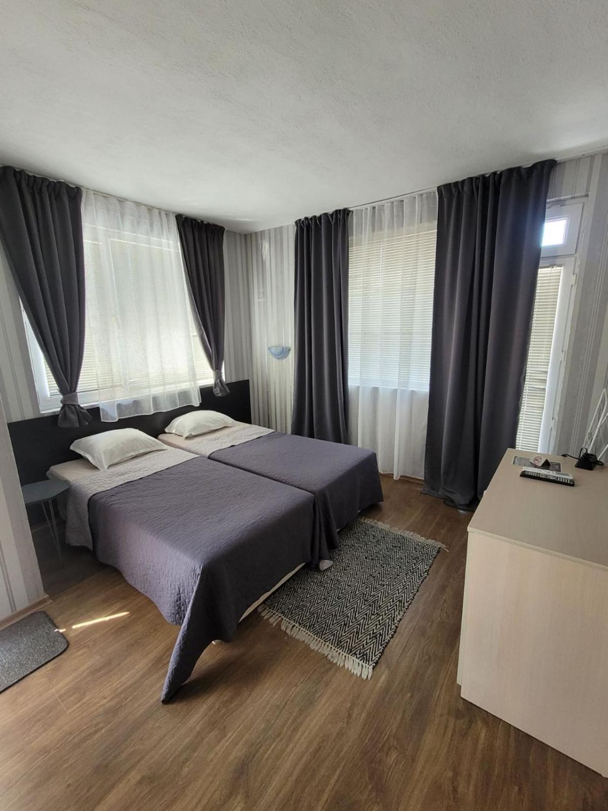 Guest House Taligarov Pomorie Eksteriør billede